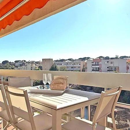 Le Maxime Apartment